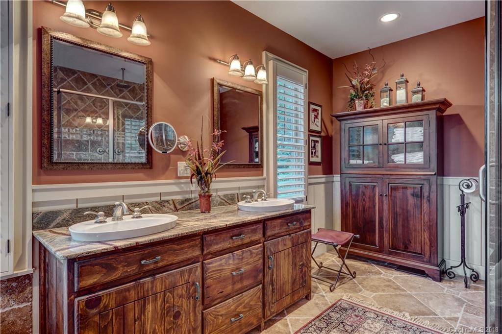 346 Running Fox Road, Unit 26 Sapphire, NC 28774 - Photo 20 of 26 Gallery Image 20