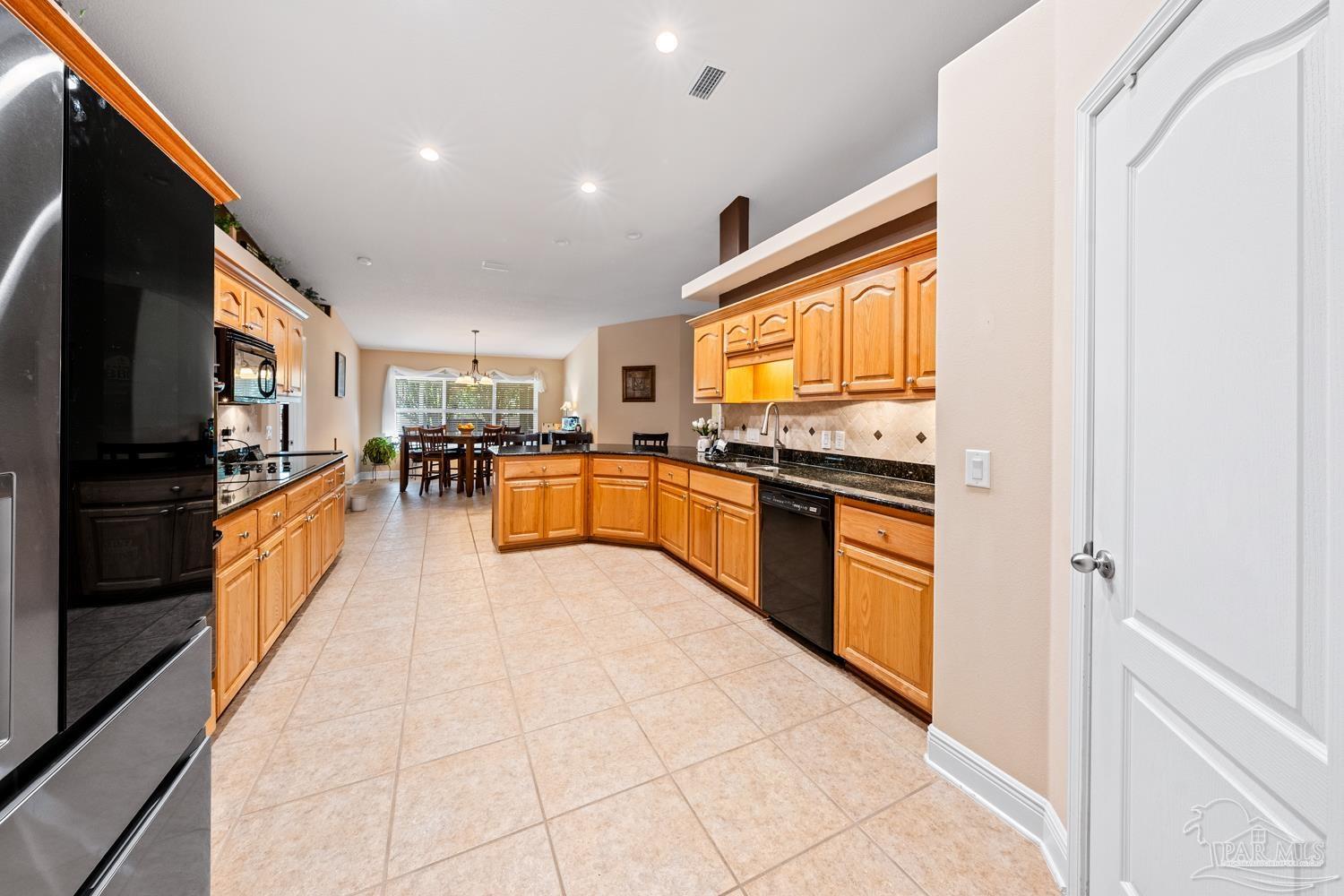 6669 Liberty Street Navarre, FL 32566 - Photo 28 of 68