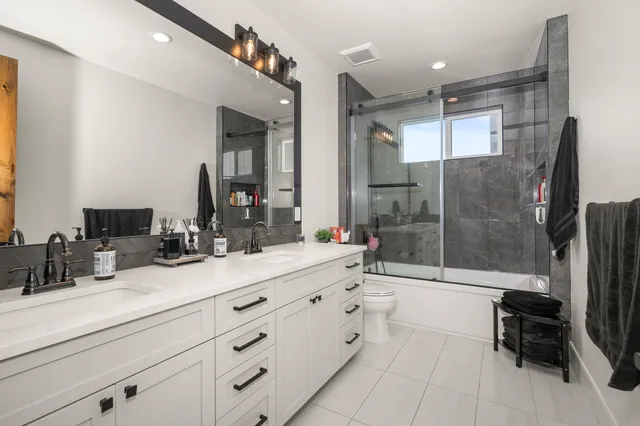 $1,800,000 | 2302 West Gibbs Road, Spokane, WA 99224