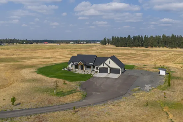 $1,800,000 | 2302 West Gibbs Road, Spokane, WA 99224