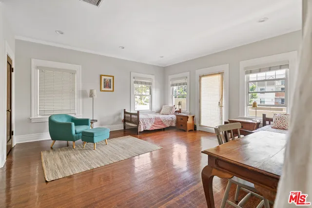 $2,300,000 | 3741 West 27th Street, Los Angeles, CA 90018