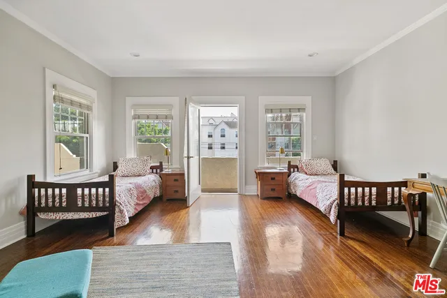 $2,300,000 | 3741 West 27th Street, Los Angeles, CA 90018