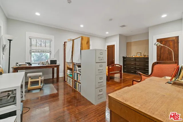 $2,300,000 | 3741 West 27th Street, Los Angeles, CA 90018