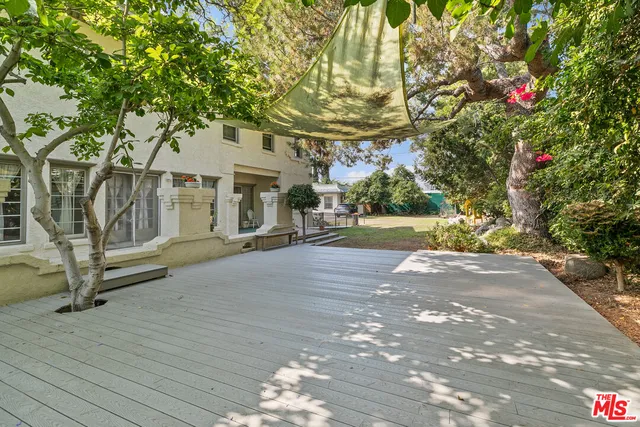 $2,300,000 | 3741 West 27th Street, Los Angeles, CA 90018