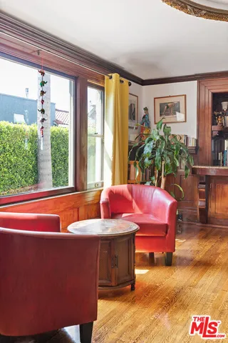 $2,300,000 | 3741 West 27th Street, Los Angeles, CA 90018