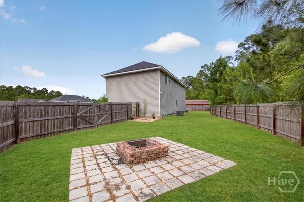 $305,000 | 1404 Fawn Court, Hinesville, GA 31313