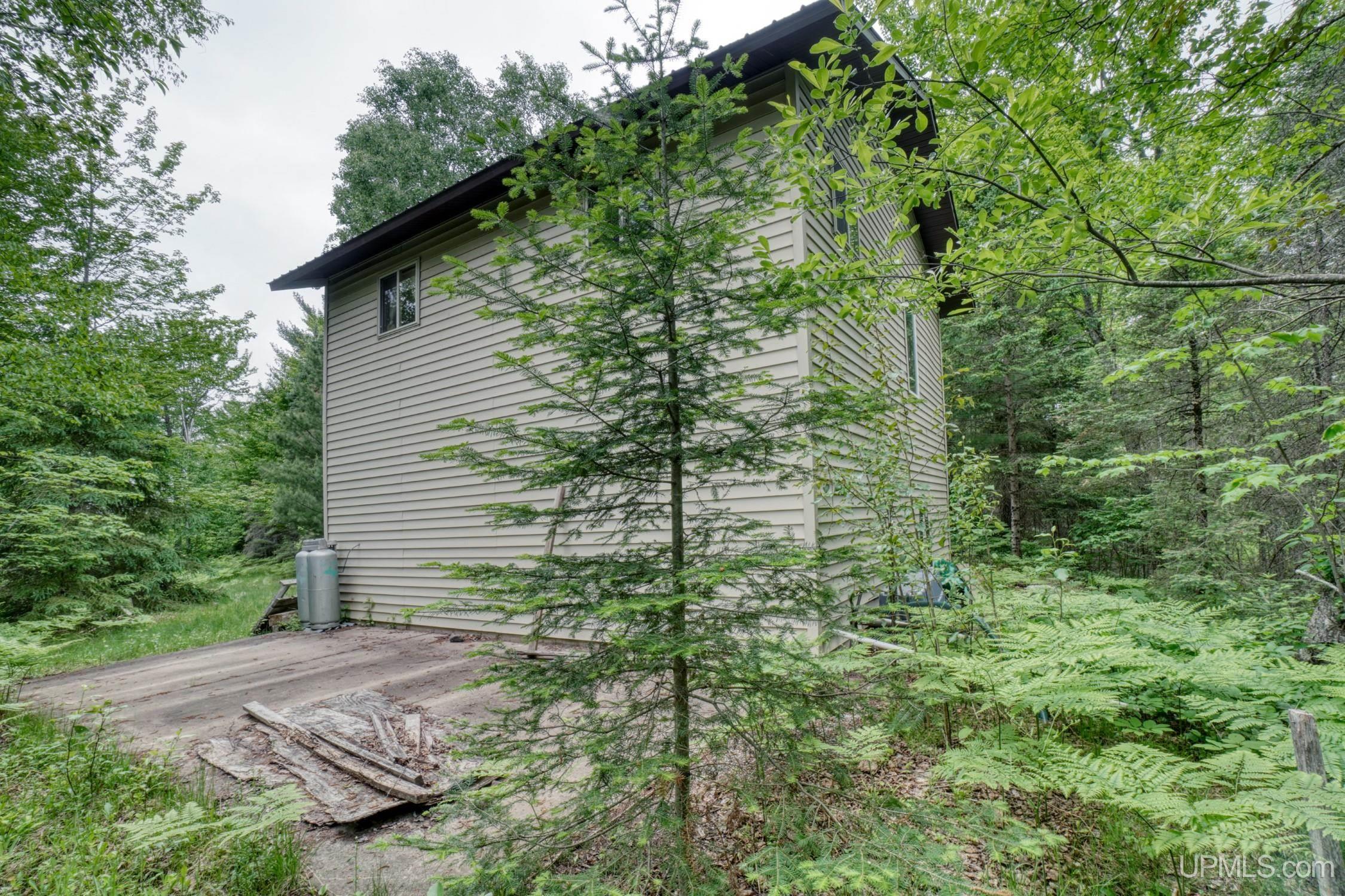 3688 Scoter Road Republic, MI 49879 - Photo 24 of 40