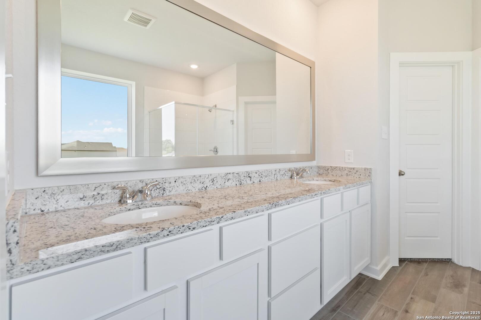 1619 Vista View Drive Pleasanton, TX 78064 - Photo 18 of 30