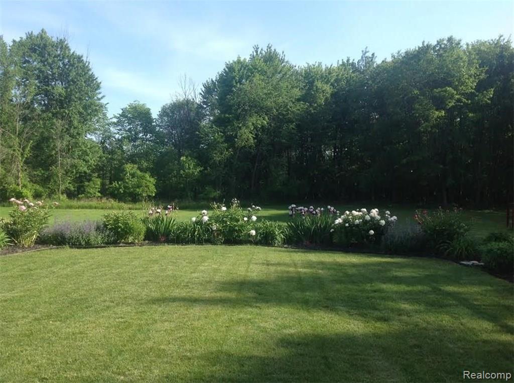 925 West Marr Road Howell, MI 48855 - Photo 28 of 35