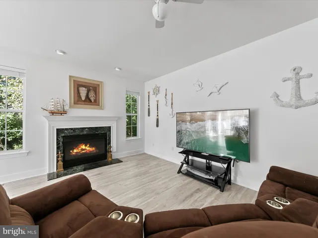 $650,000 | 3 Middleton Court, Ocean View, DE 19970