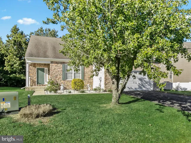 $650,000 | 3 Middleton Court, Ocean View, DE 19970