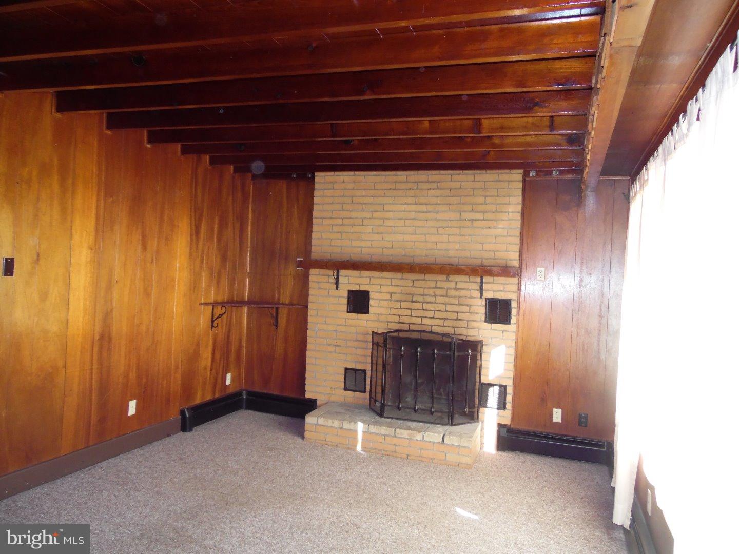 406 Walker Road Macungie, PA 18062 - Photo 5 of 18 Gallery Image 5