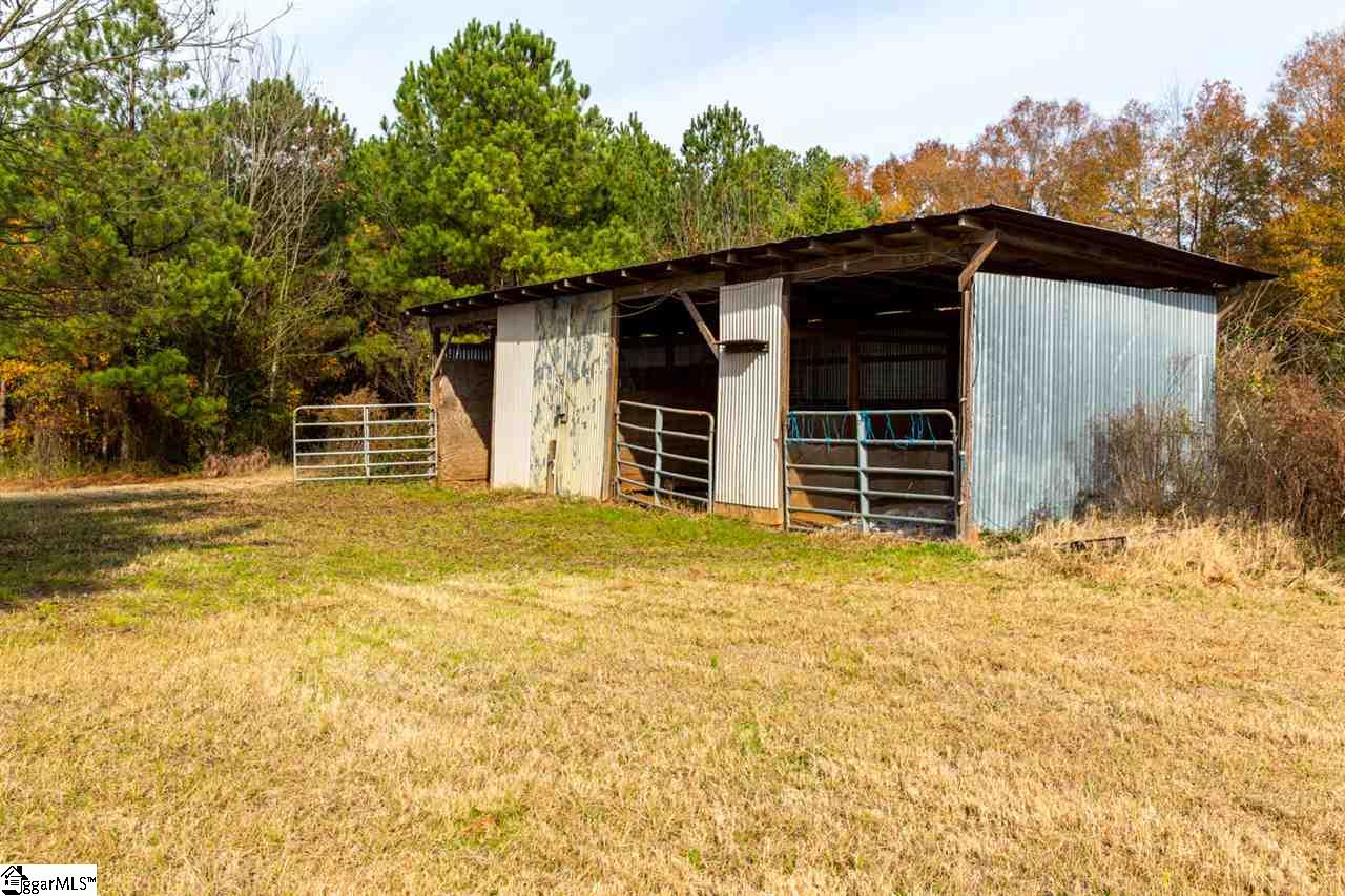 133 Turner Road Starr, SC 29684 - Photo 30 of 33 Barn measures 11 ft. by 39 ft.