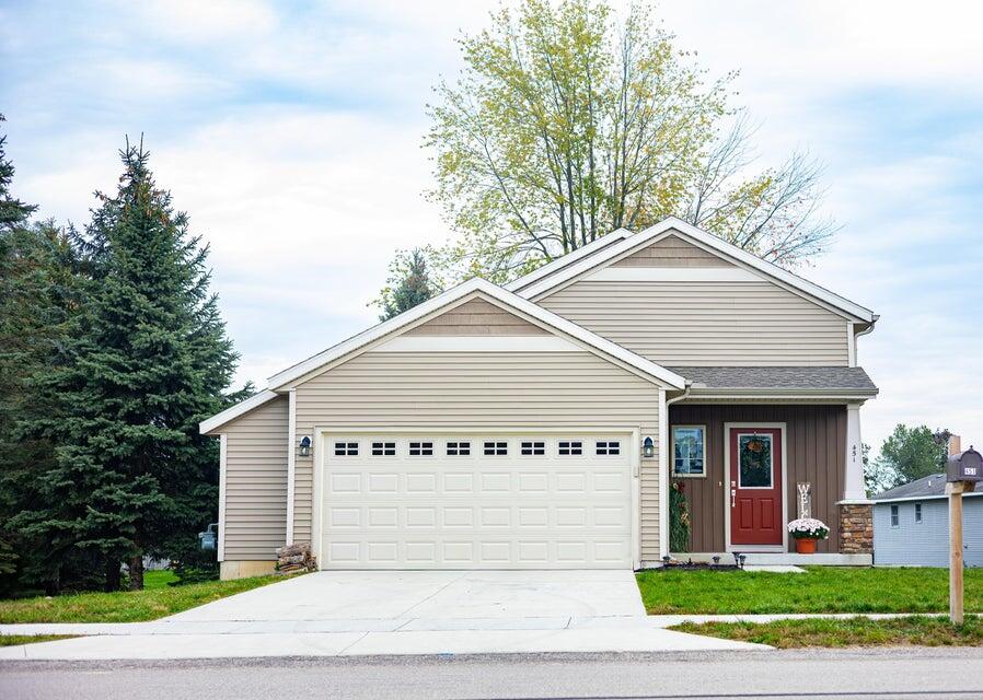 451 Tentree Street Sparta, MI 49345 - Photo 1 of 28 Front of Home