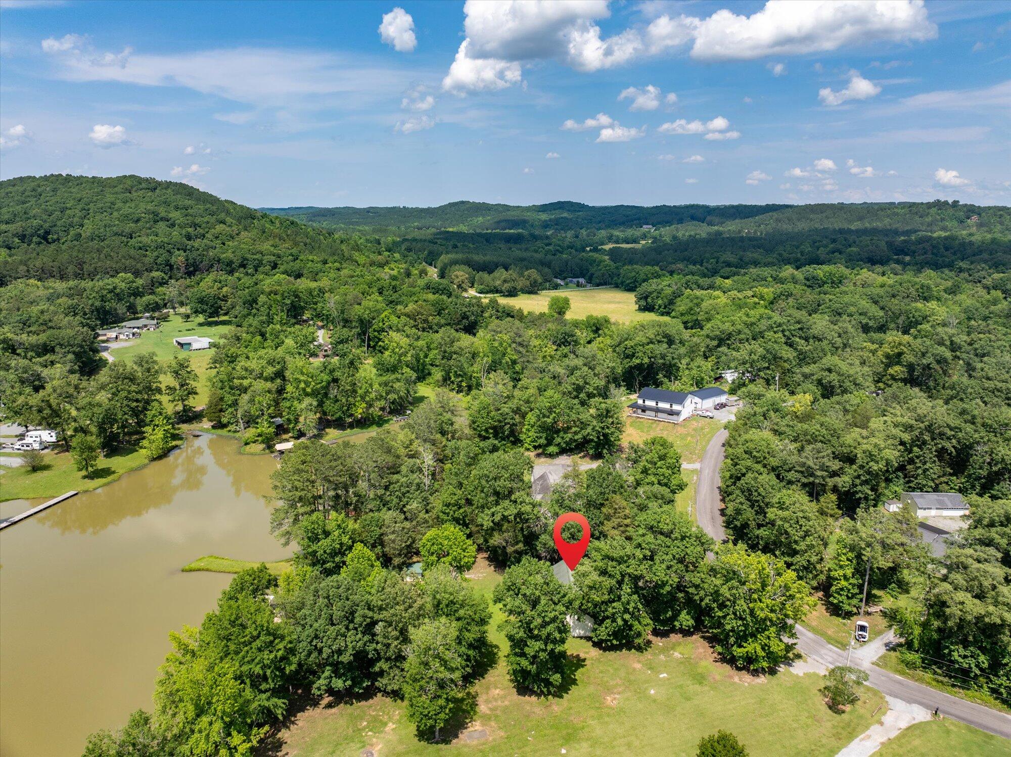 152 Hiwassee Drive Decatur, TN 37322 - Photo 37 of 53 52-152-Hiwassee-Dr-Decatur-TN-52