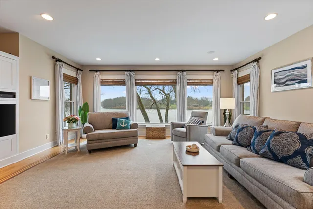 $780,000 | 55755 Davis Lane, Dowagiac, MI 49047