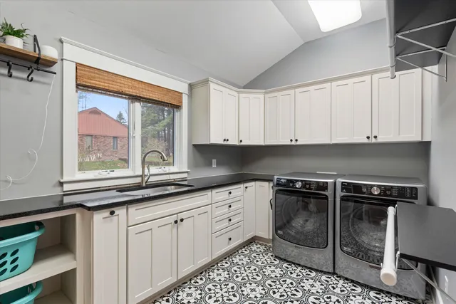 $780,000 | 55755 Davis Lane, Dowagiac, MI 49047