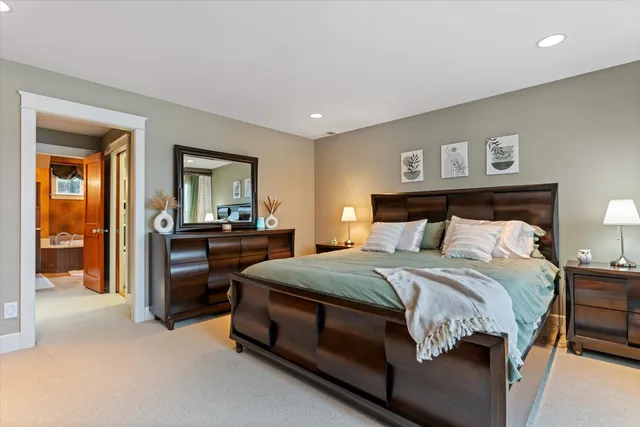 $780,000 | 55755 Davis Lane, Dowagiac, MI 49047