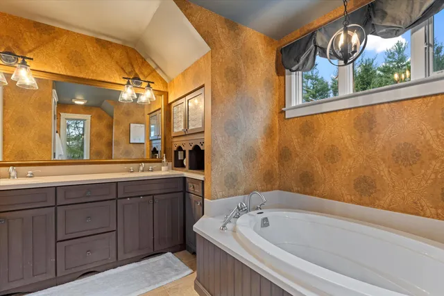 $780,000 | 55755 Davis Lane, Dowagiac, MI 49047