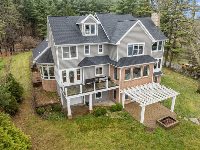 $780,000 | 55755 Davis Lane, Dowagiac, MI 49047