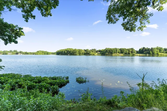 $780,000 | 55755 Davis Lane, Dowagiac, MI 49047