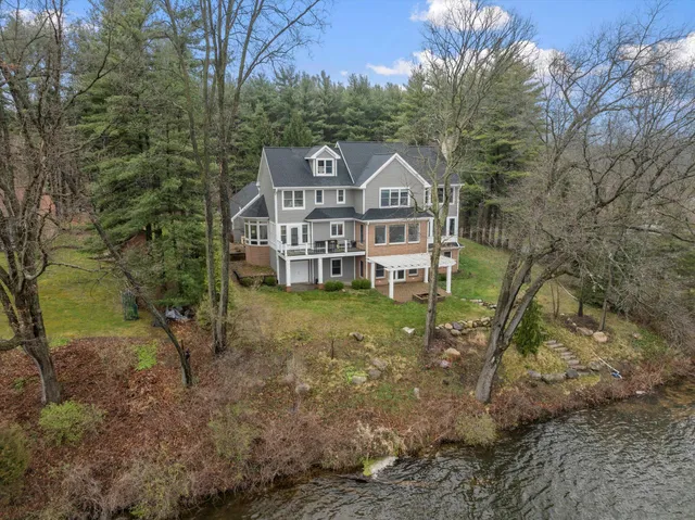 $780,000 | 55755 Davis Lane, Dowagiac, MI 49047