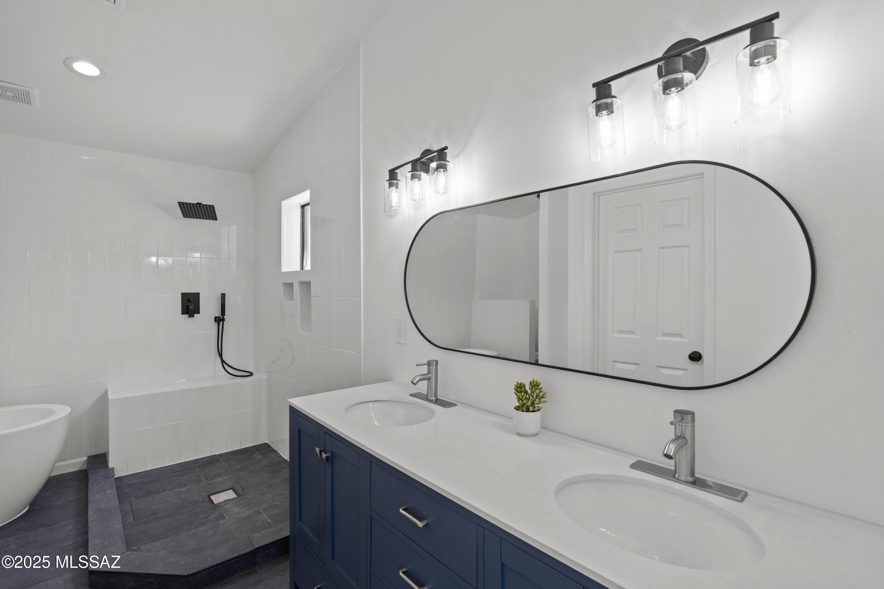 741 Via Vanilla Rio Rico, AZ 85648 - Photo 29 of 49 Gallery Image 29