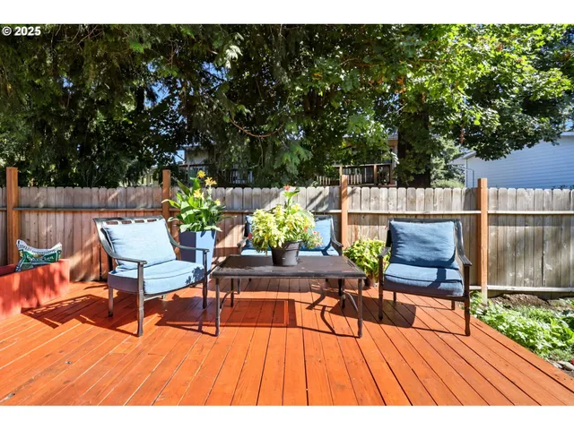 a outdoor view with a sitting space