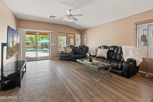 $659,000 | 2911 East Quiet Hollow Lane, Phoenix, AZ 85024