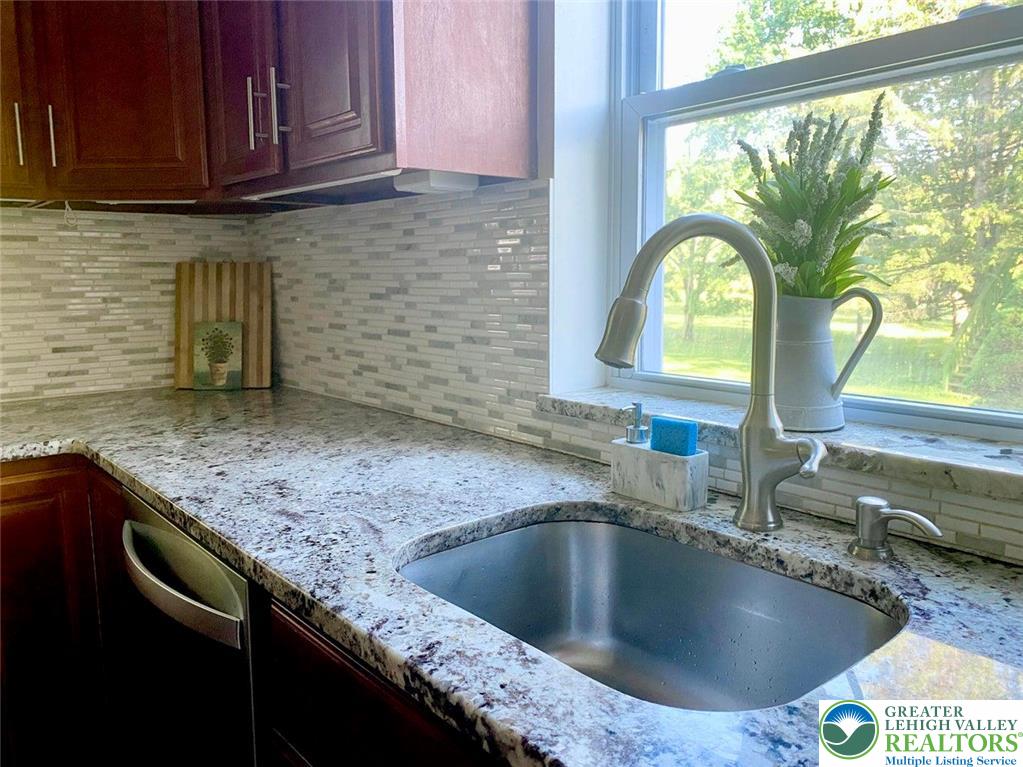 244 Learn Road Tannersville, PA 18372 - Photo 28 of 69