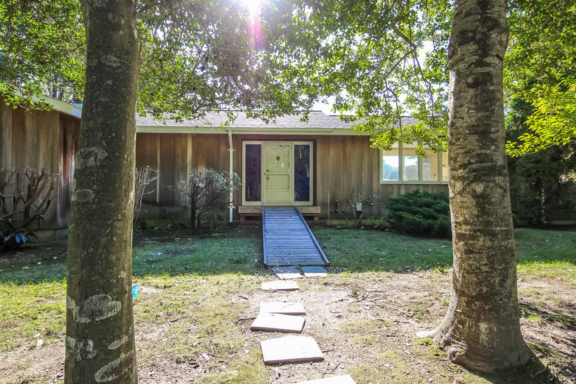 1379 Falmouth Road Centerville, MA 02632 - Photo 5 of 32 001-photo--6459750