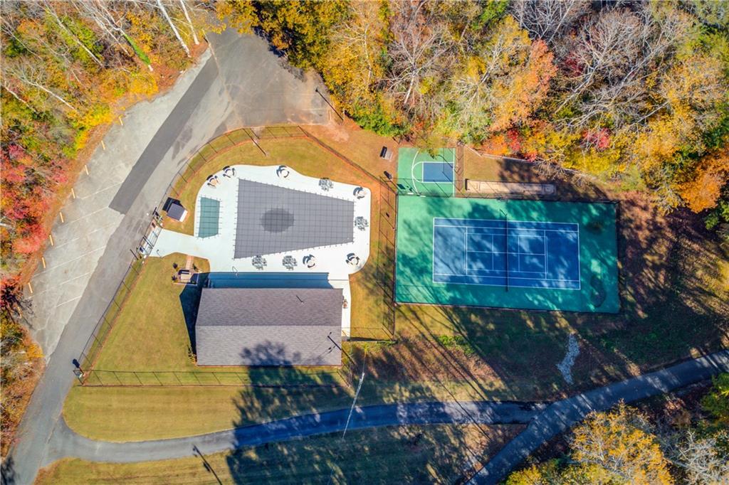 6137 Timberidge Drive Gainesville, GA 30506 - Photo 38 of 50 front view of a house with a yard