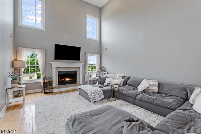 24 Saddle Ridge Road Sparta, NJ 07871 - Photo 5 of 50