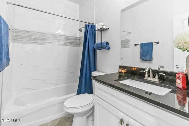 $245,000 | 188 Flor Cama Lane, Socorro, TX 79927