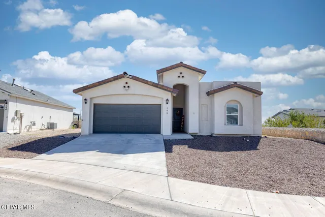 $245,000 | 188 Flor Cama Lane, Socorro, TX 79927
