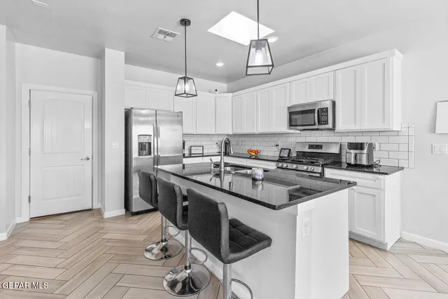 $245,000 | 188 Flor Cama Lane, Socorro, TX 79927