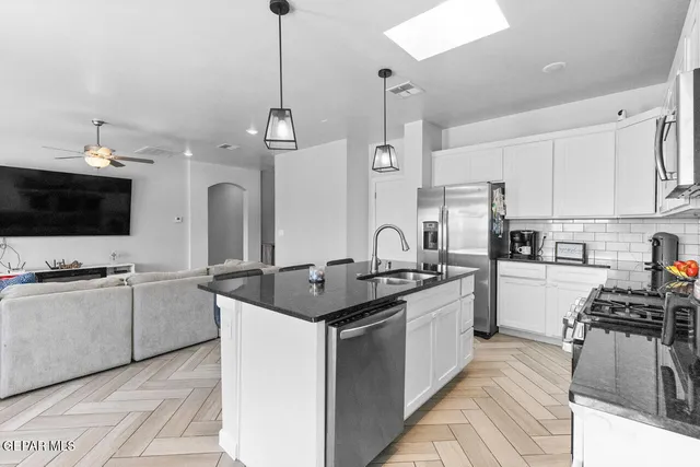 $245,000 | 188 Flor Cama Lane, Socorro, TX 79927