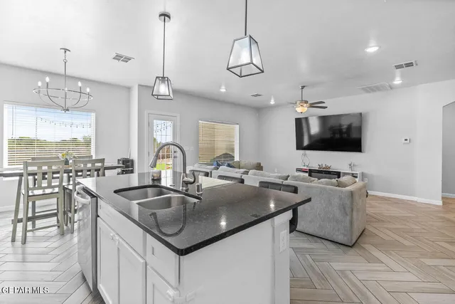 $245,000 | 188 Flor Cama Lane, Socorro, TX 79927