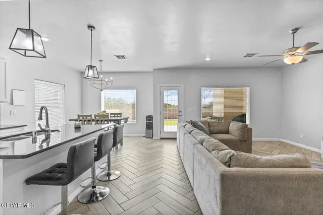 $245,000 | 188 Flor Cama Lane, Socorro, TX 79927