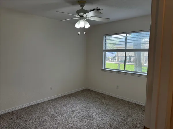 $1,975 | 3013 Parker Drive, Georgetown, TX 78628