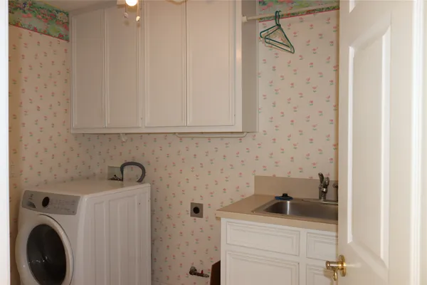 $1,975 | 3013 Parker Drive, Georgetown, TX 78628