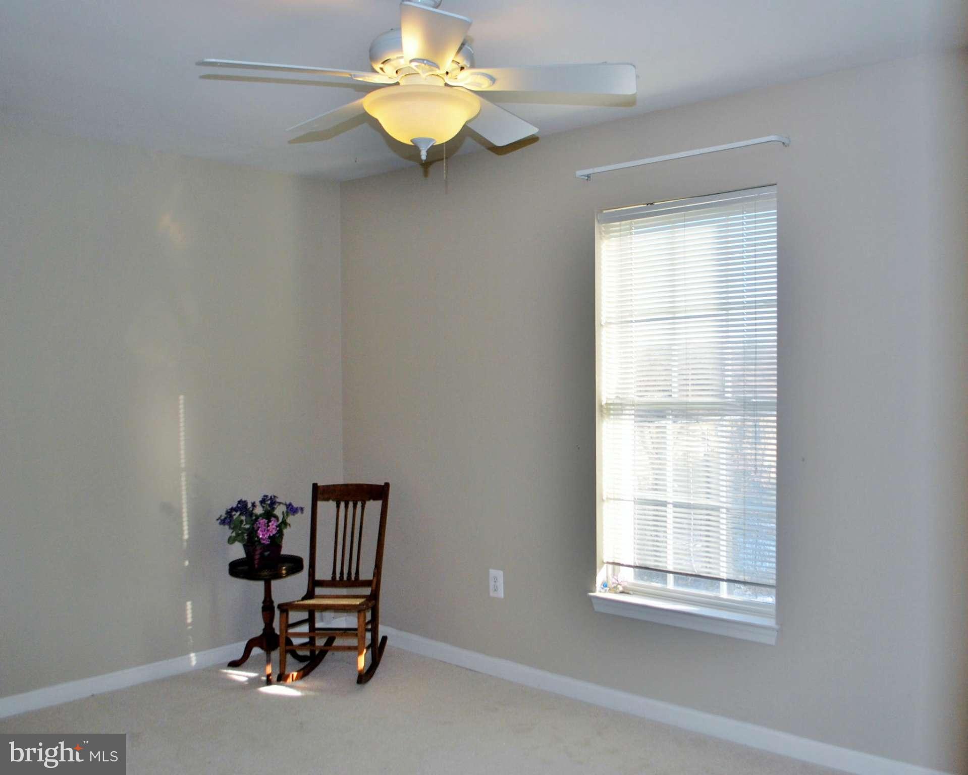 15526 Thompson Road Silver Spring, MD 20905 - Photo 25 of 30 Bedroom