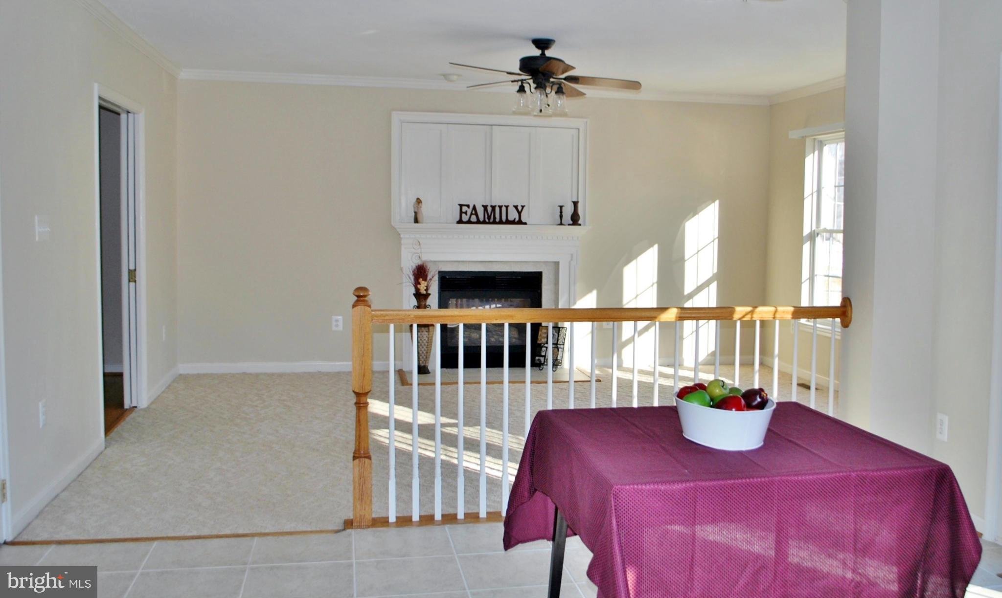 15526 Thompson Road Silver Spring, MD 20905 - Photo 9 of 30 Family Room