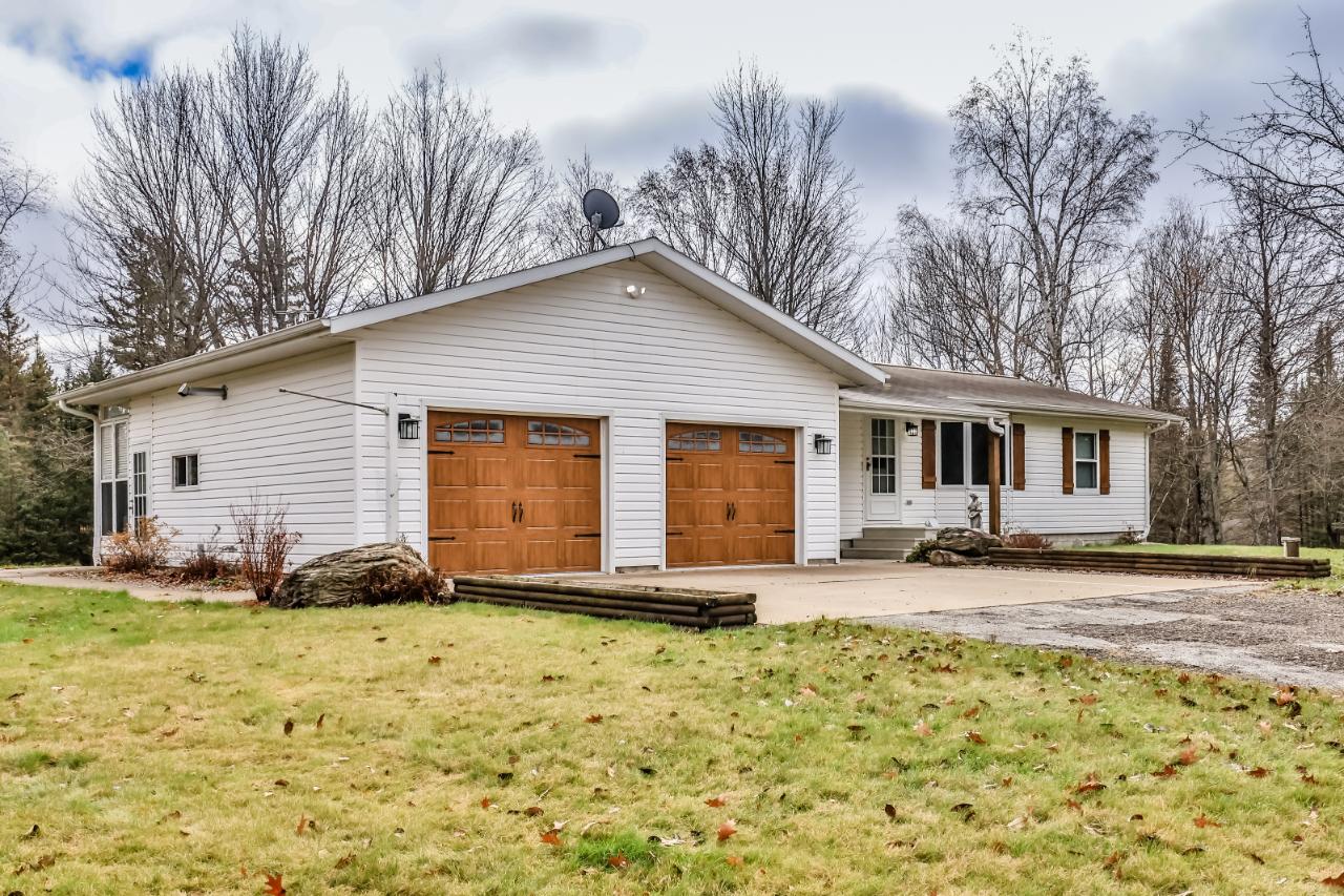 4760 Spafford Road Rhinelander, WI 54501 - Photo 1 of 36 Gallery Image 1