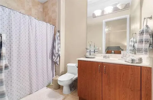 $695,000 | 403 South Sapodilla Avenue, Unit 104, West Palm Beach, FL 33401