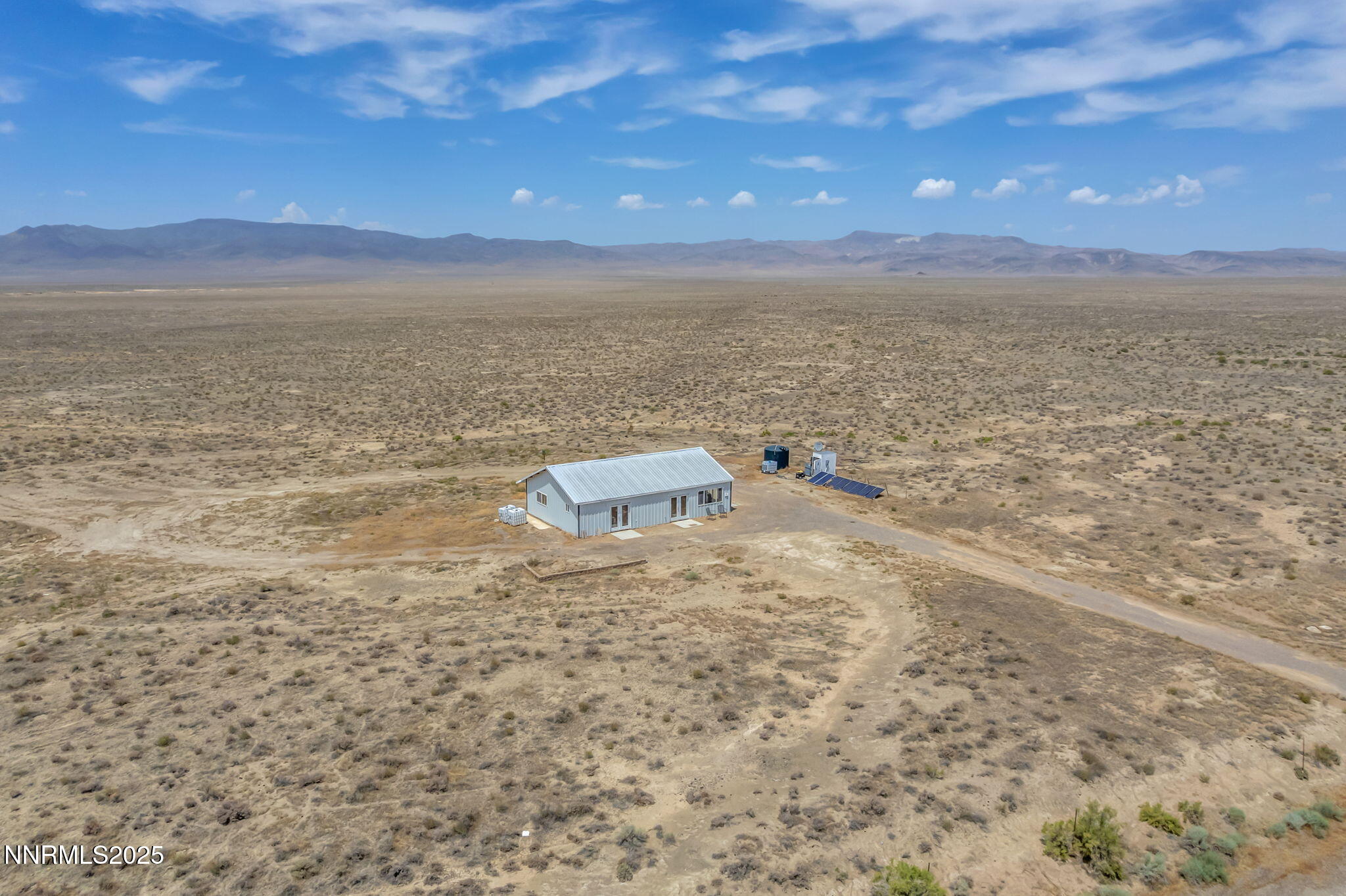 14995 Coal Canyon Road Lovelock, NV 89419 - Photo 33 of 37 a view of an ocean beach and mountain