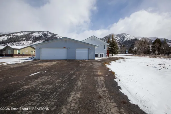 $675,000 | 385 Hardman Road, Star Valley Ranch, WY 83127