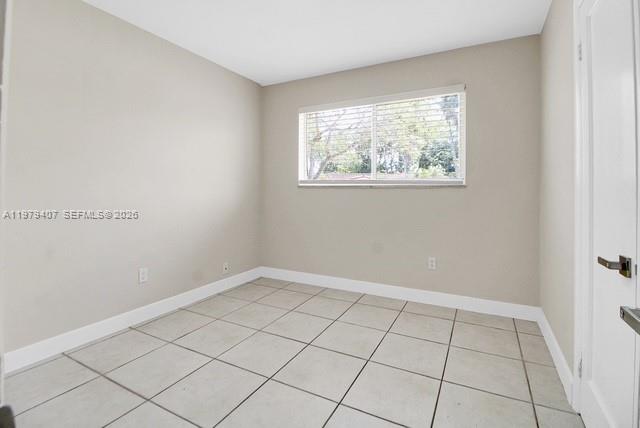 7325 Southwest 98th Court Miami, FL 33173 - Photo 15 of 35