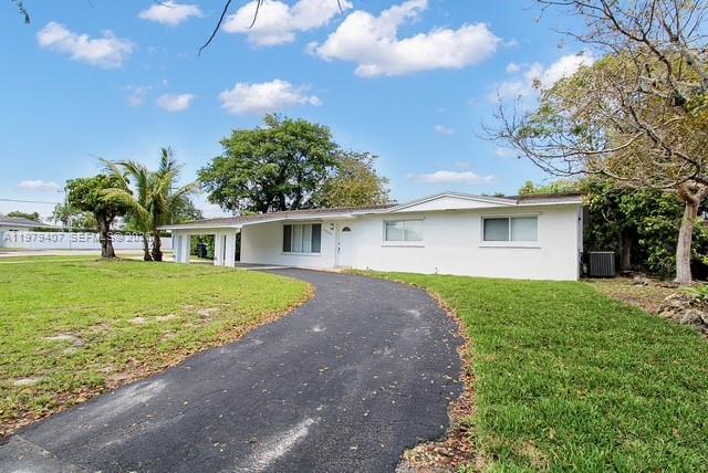 7325 Southwest 98th Court Miami, FL 33173 - Photo 3 of 35