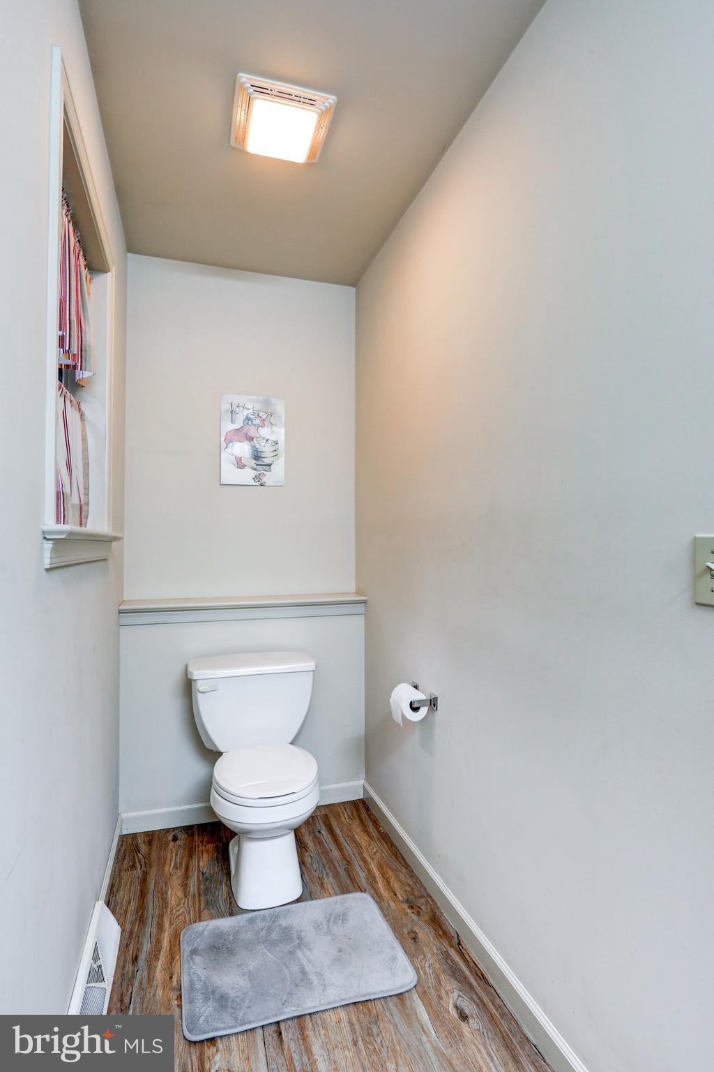 1109 Noble Road Christiana, PA 17509 - Photo 19 of 46 Half Bathroom